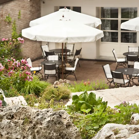 Relais Valfiore Kır Evi *