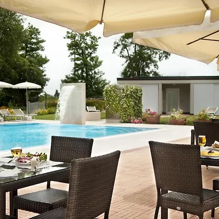 Relais Valfiore * 산레자로디사베나