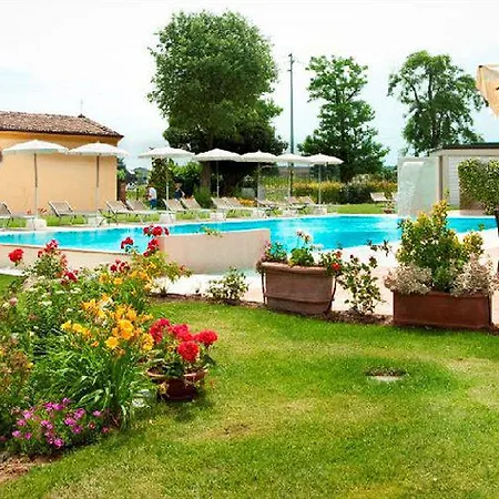 瓦菲欧雷黎莱斯别墅酒店 乡村民宿