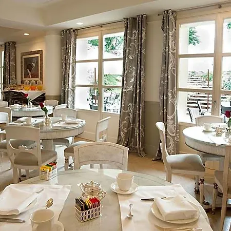Relais Valfiore カントリーハウス *